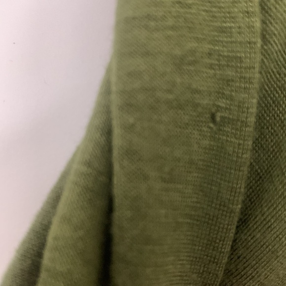 DEREK HEART Cross Body Green Semi Ribbed Sweater Long Sleeved - Picture 3 of 8